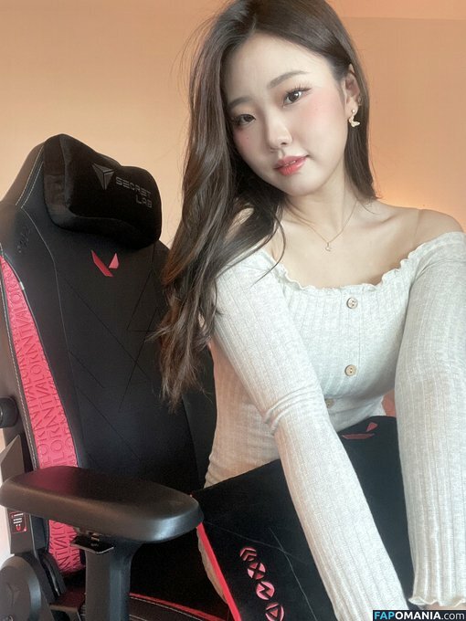 AGirlAndAGame / Jessica / h.yojeong / jessicahkim / jessicanigri Nackt OnlyFans  Geleaktes Foto #556