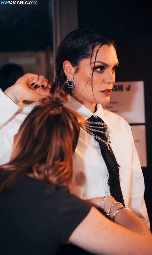 Jessie J / https: / jessie-j / jessiej Nackt OnlyFans  Geleaktes Foto #187