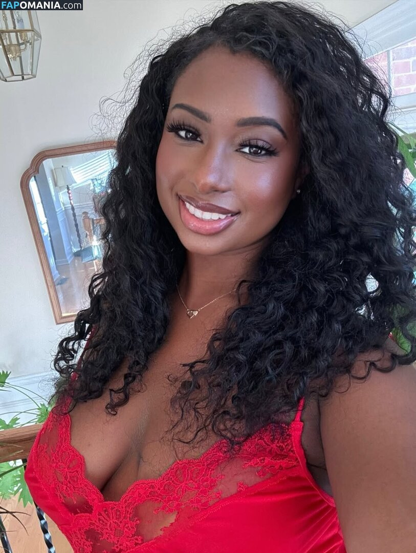 jharionne Nackt OnlyFans  Geleaktes Foto #5