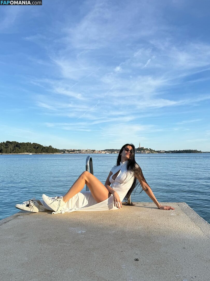 Jovana Djordjevic / callmelolita Nackt OnlyFans  Geleaktes Foto #3