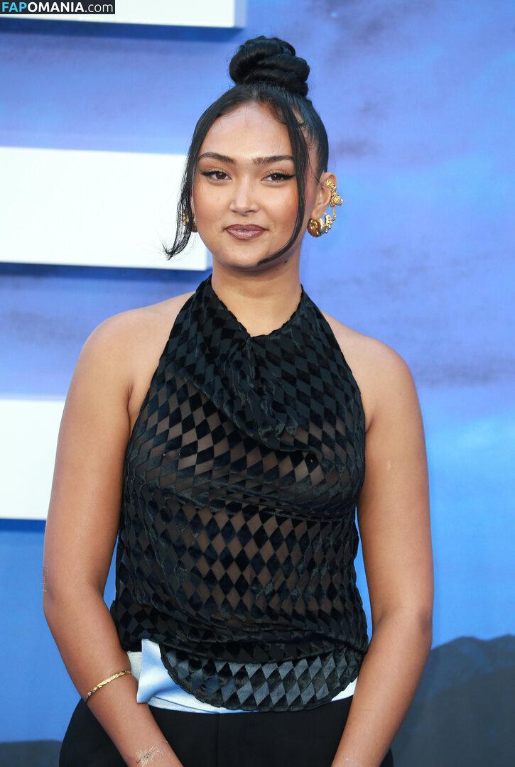 Joy Crookes / https: / joycrookes Nackt OnlyFans  Geleaktes Foto #43