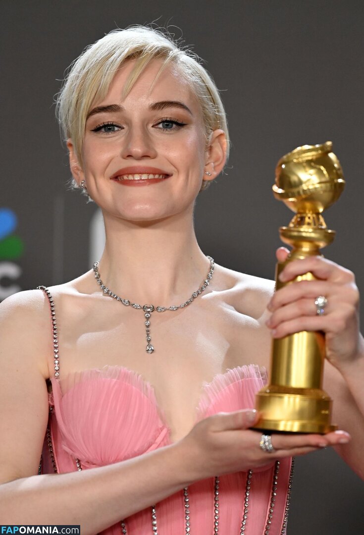 Julia Garner / juliagarnerofficial / ztyg_29 Nackt OnlyFans  Geleaktes Foto #3