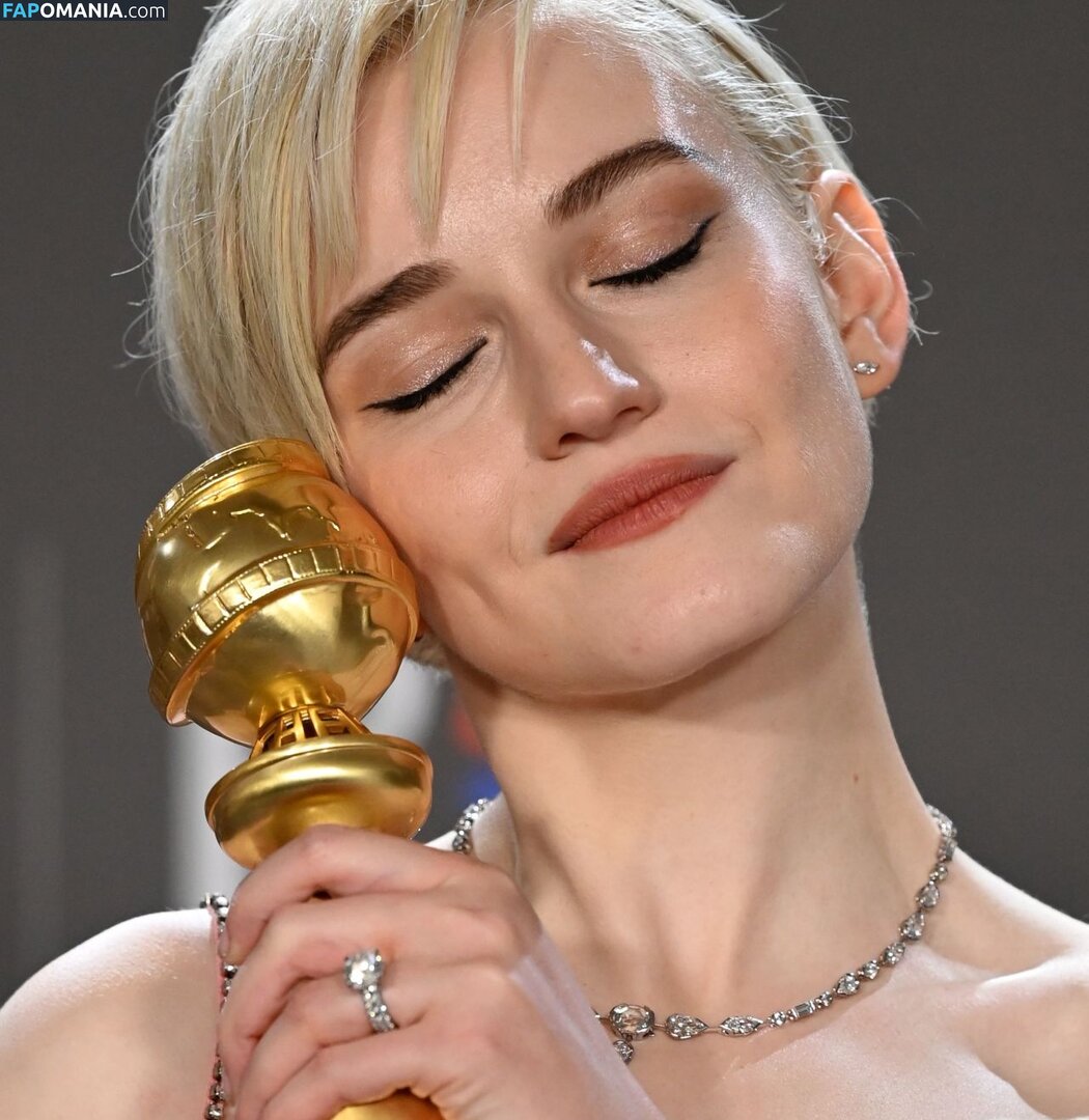 Julia Garner / juliagarnerofficial / ztyg_29 Nackt OnlyFans  Geleaktes Foto #11