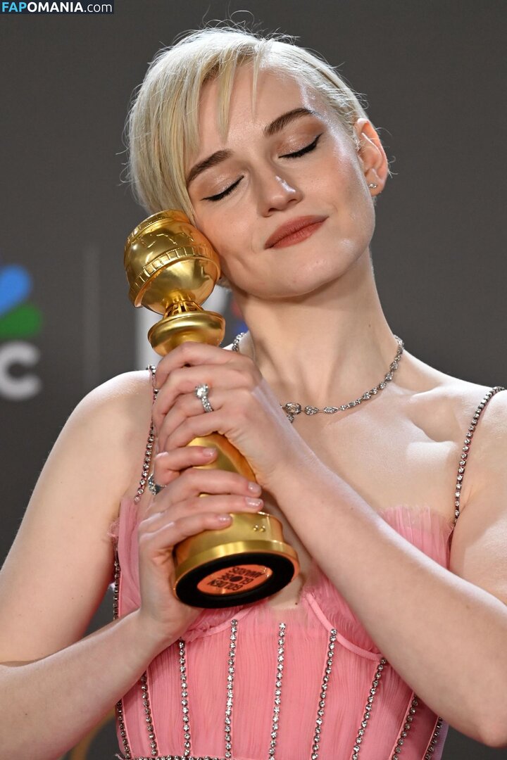 Julia Garner / juliagarnerofficial / ztyg_29 Nackt OnlyFans  Geleaktes Foto #12