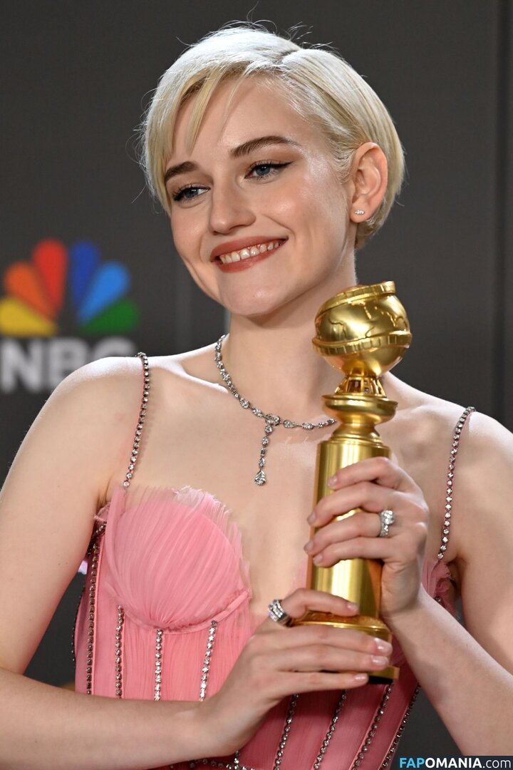 Julia Garner / juliagarnerofficial / ztyg_29 Nackt OnlyFans  Geleaktes Foto #13