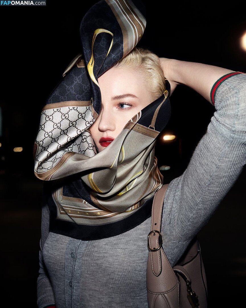 Julia Garner / juliagarnerofficial / ztyg_29 Nackt OnlyFans  Geleaktes Foto #16