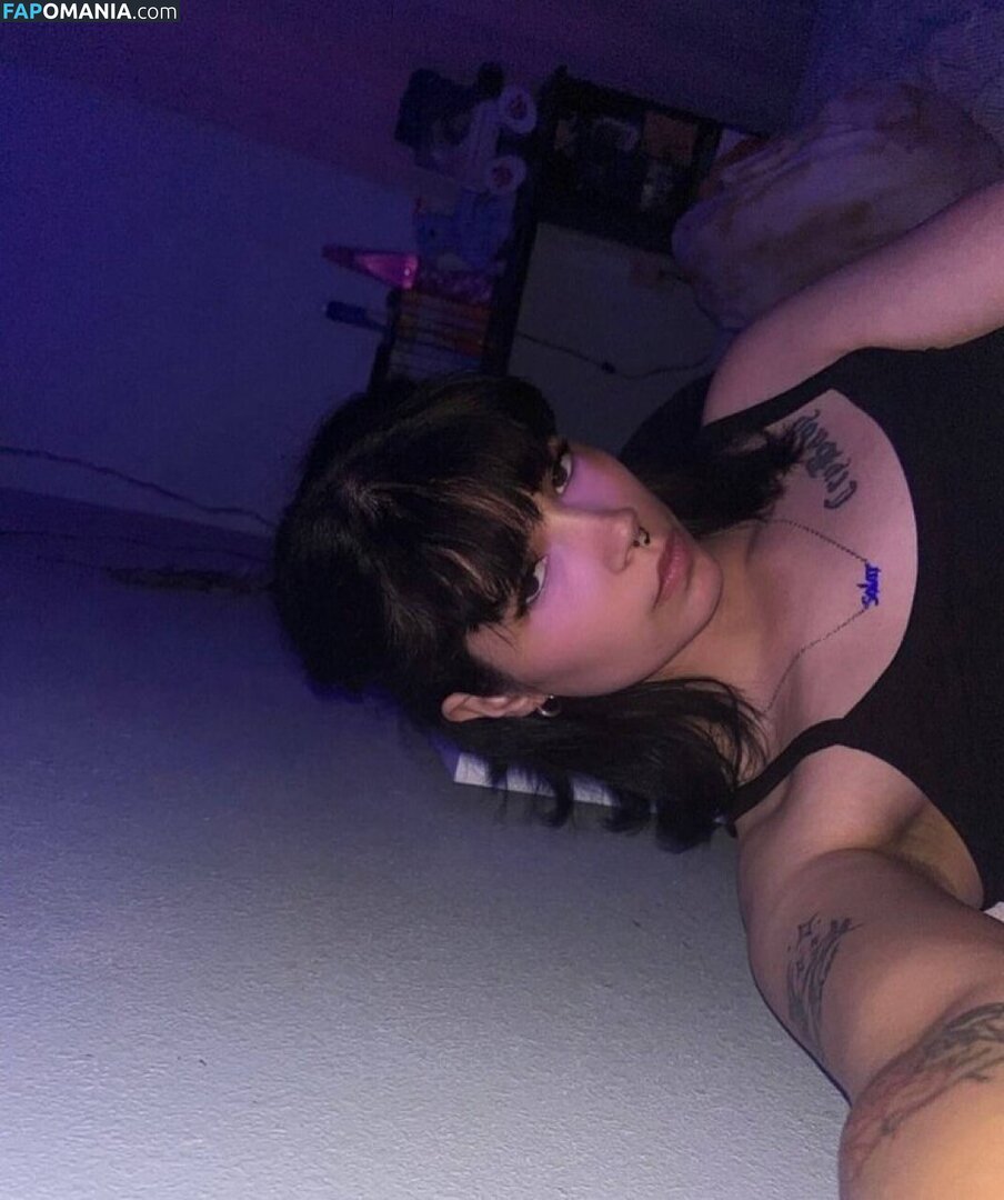 Julia Graham / https: / teasingmoon / teasingmoon... / temptedevil / temptedevil... Nackt OnlyFans  Geleaktes Foto #10