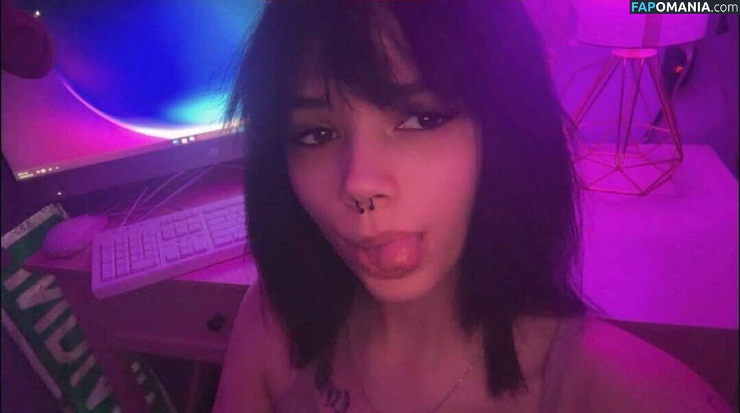 Julia Graham / https: / teasingmoon / teasingmoon... / temptedevil / temptedevil... Nackt OnlyFans  Geleaktes Foto #14