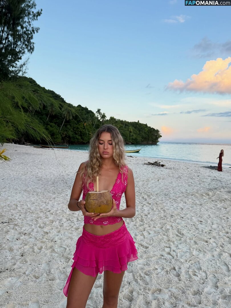 Julia Helena / ju.valenga Nackt OnlyFans  Geleaktes Foto #19