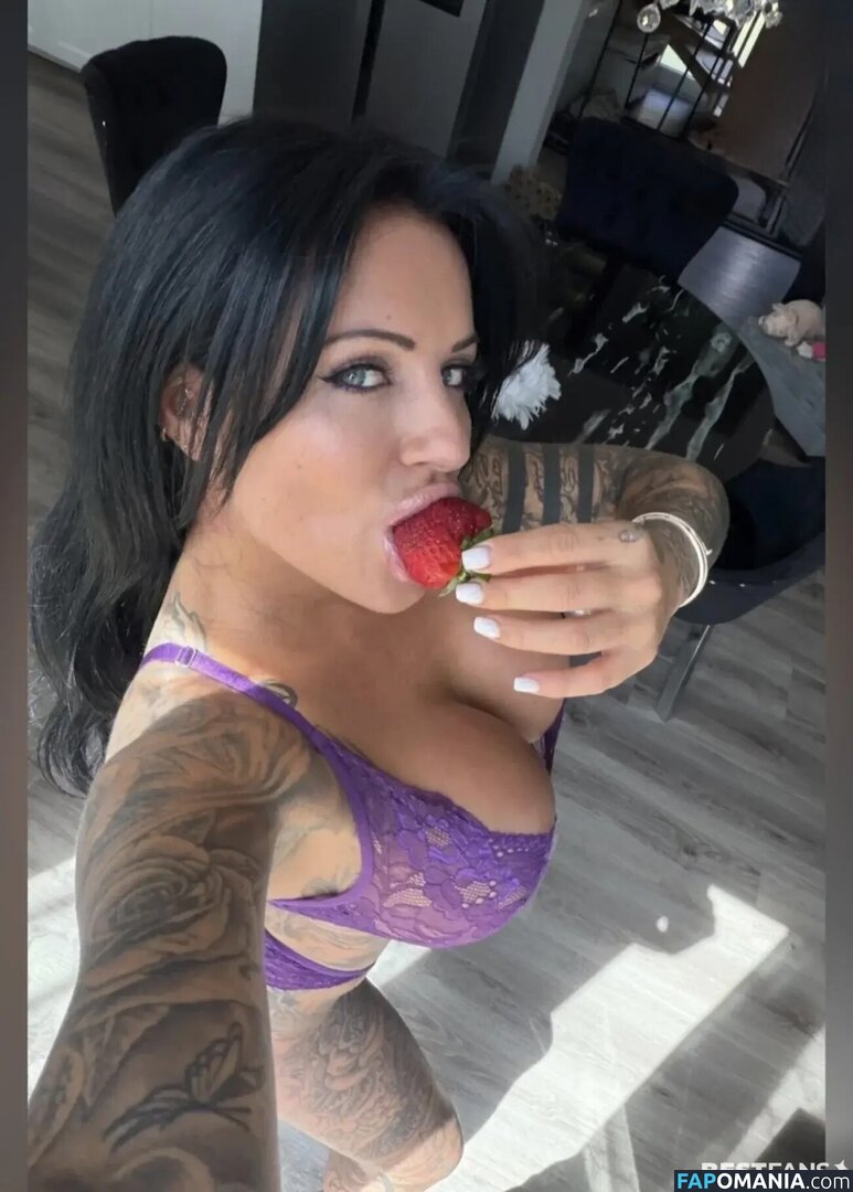Julia Jasmin / followjuliajasmin Nackt OnlyFans  Geleaktes Foto #6