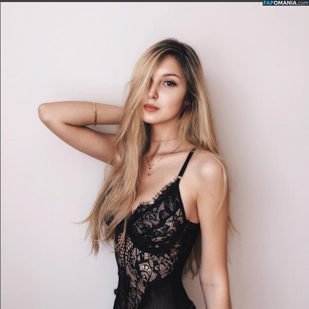 Julia Majch / Moonunyo / Shieru Nackt OnlyFans  Geleaktes Foto #52