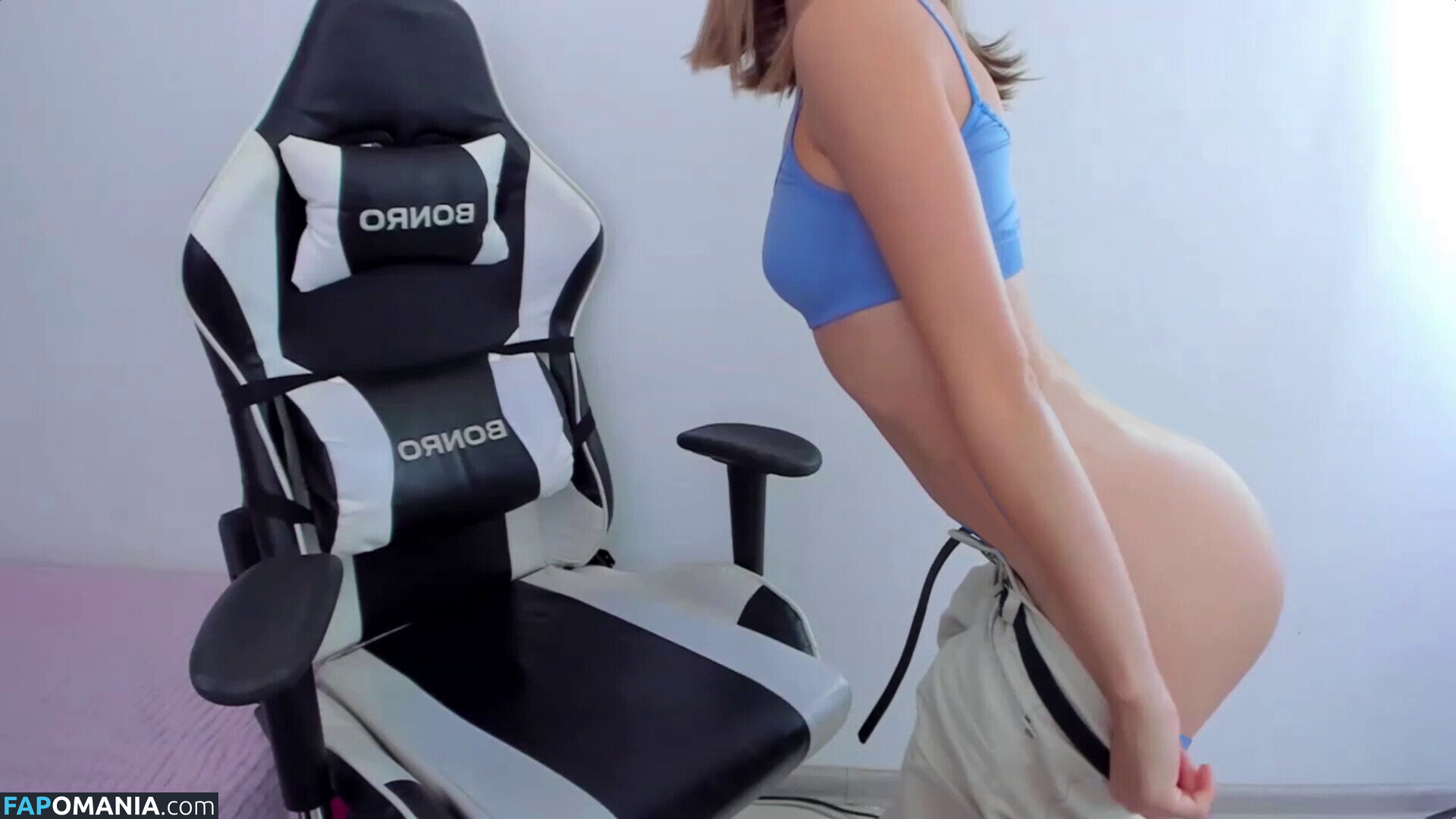 janicecarons / julia_dreams.co / juliadreamsi / juliawoodis / lisamerrins Nackt OnlyFans  Geleaktes Foto #1