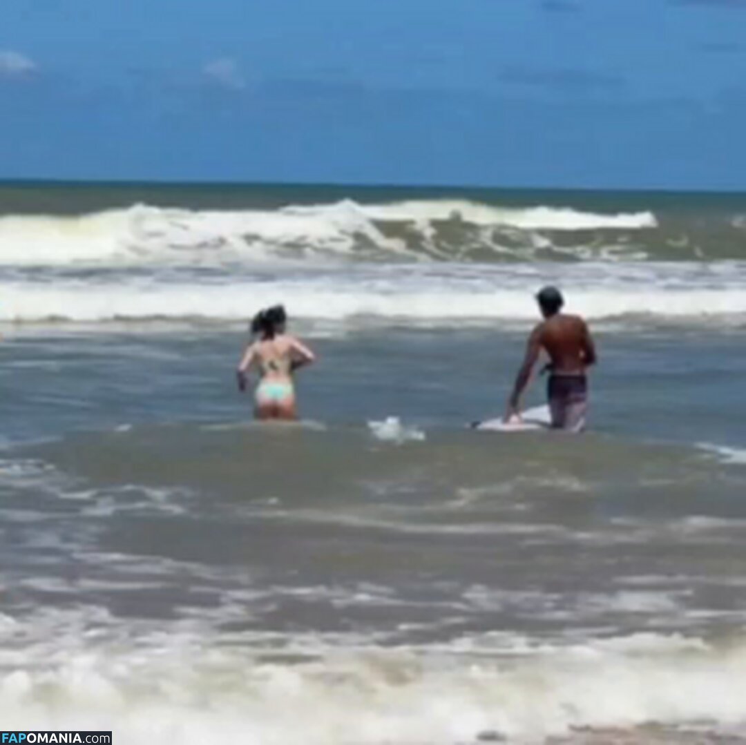 Juliakbarni Nackt OnlyFans  Geleaktes Foto #1