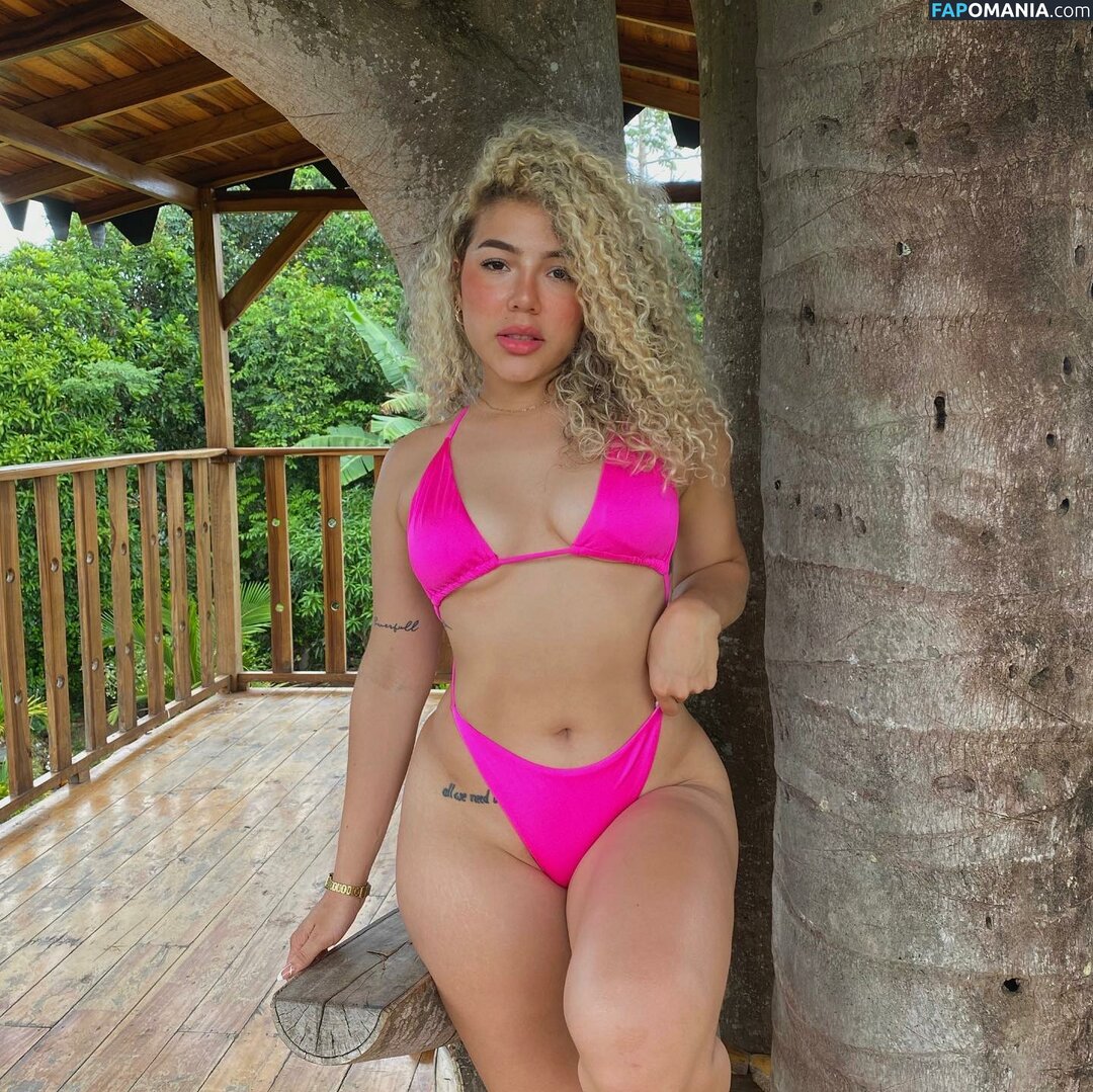 Julie Martinez / julia4444 / julimartinez_111 Nackt OnlyFans  Geleaktes Foto #2