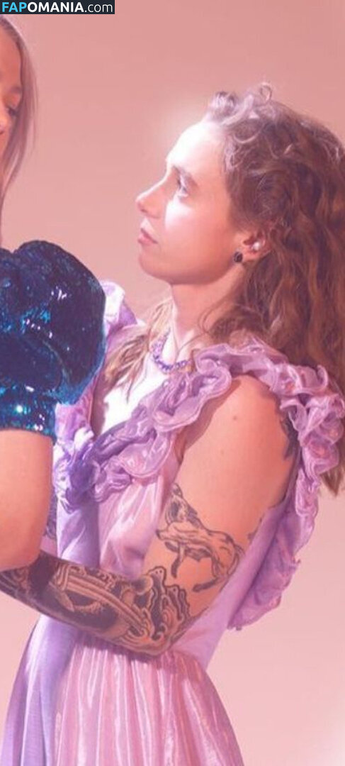 Julien Baker / julienrbaker Nackt OnlyFans  Geleaktes Foto #15