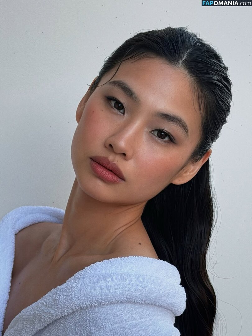 Jung Ho-yeon Nackt OnlyFans  Geleaktes Foto #5