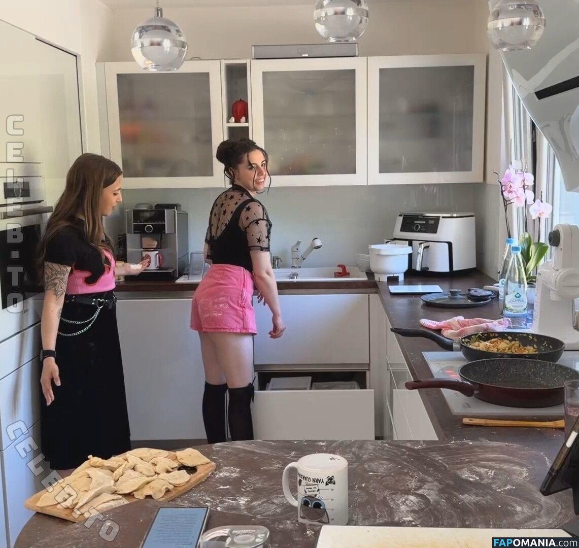 Junicats / juni.cats Nackt OnlyFans  Geleaktes Foto #2