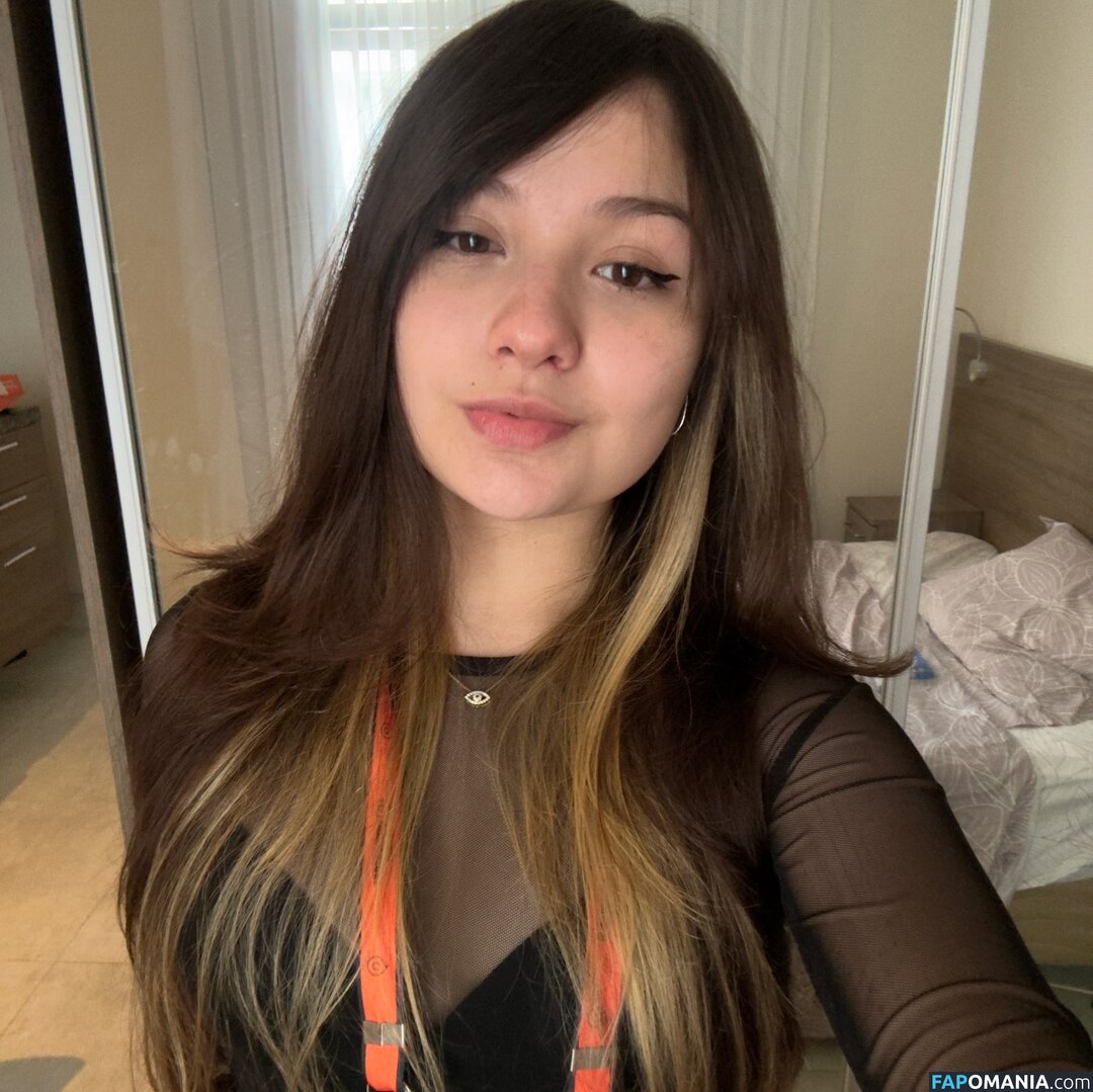 juudtk / juukls Júlia Beatriz Nackt OnlyFans  Geleaktes Foto #137