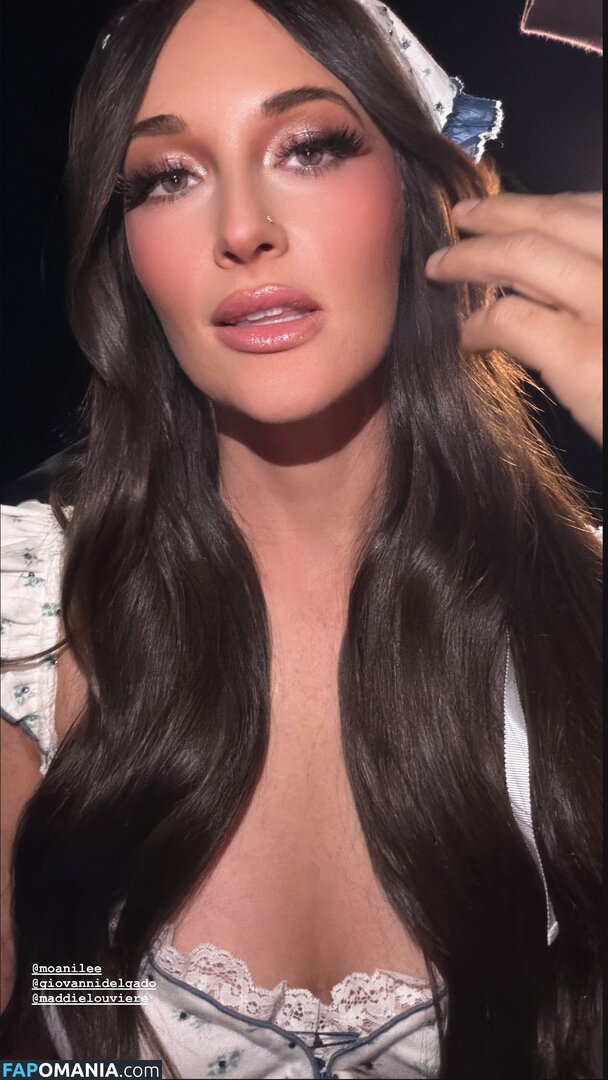 Kacey Musgraves / spaceykacey Nackt OnlyFans  Geleaktes Foto #4