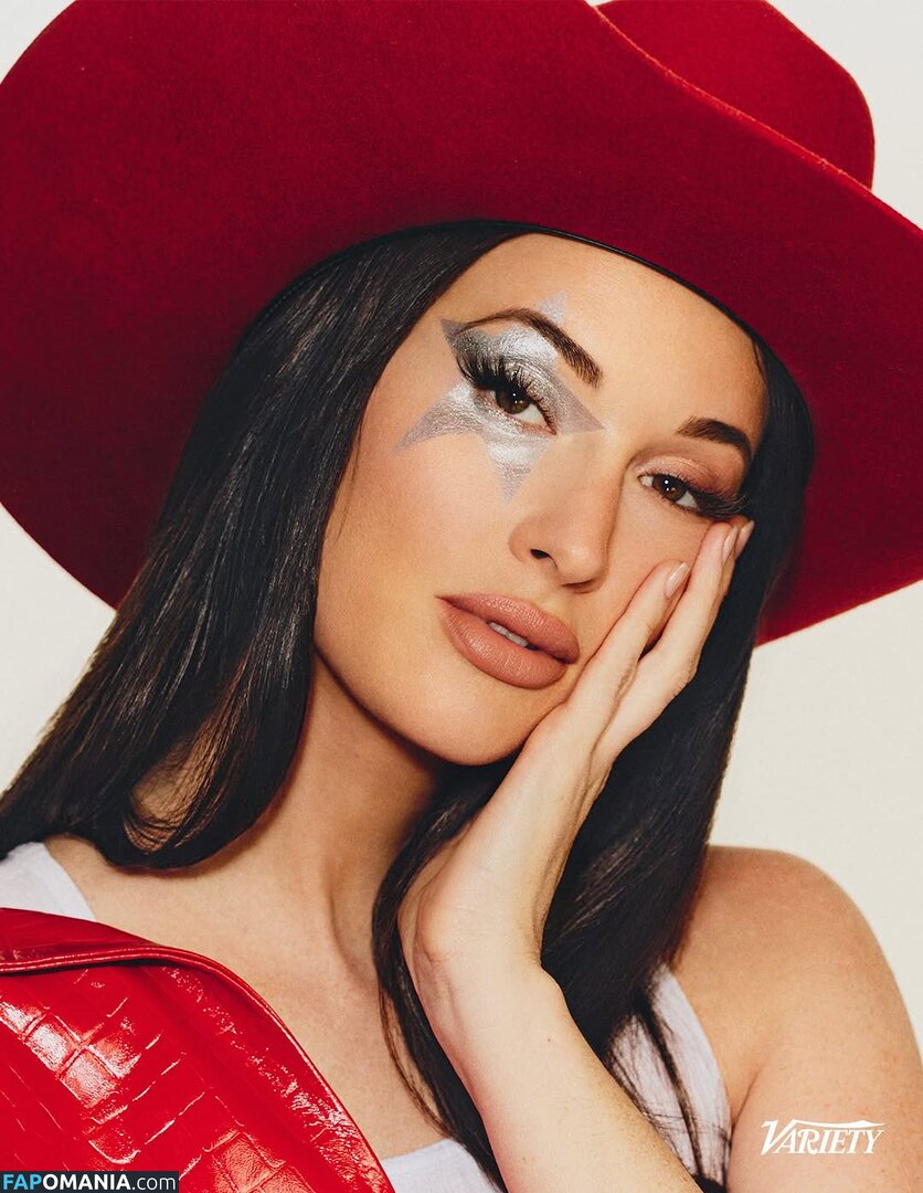 Kacey Musgraves / heavenlyyhazel / spaceykacey Nackt OnlyFans  Geleaktes Foto #10
