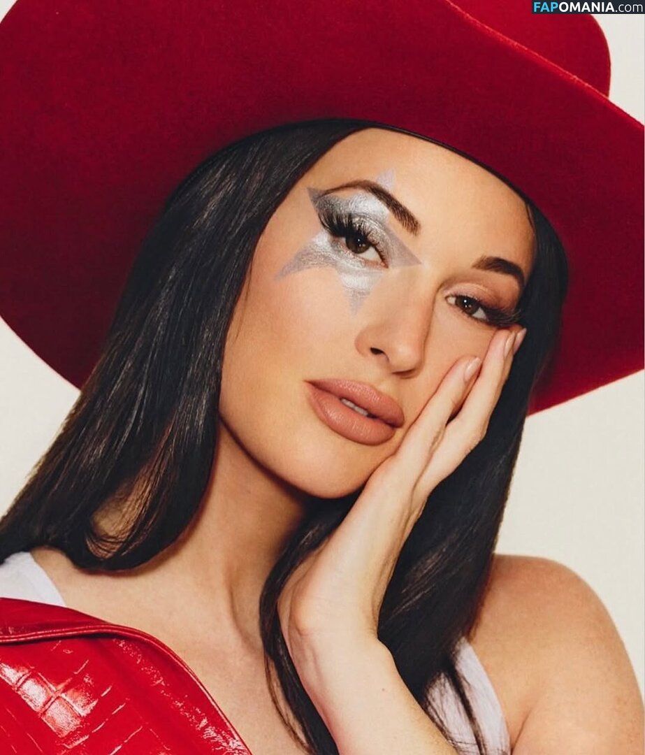Kacey Musgraves / heavenlyyhazel / spaceykacey Nackt OnlyFans  Geleaktes Foto #13