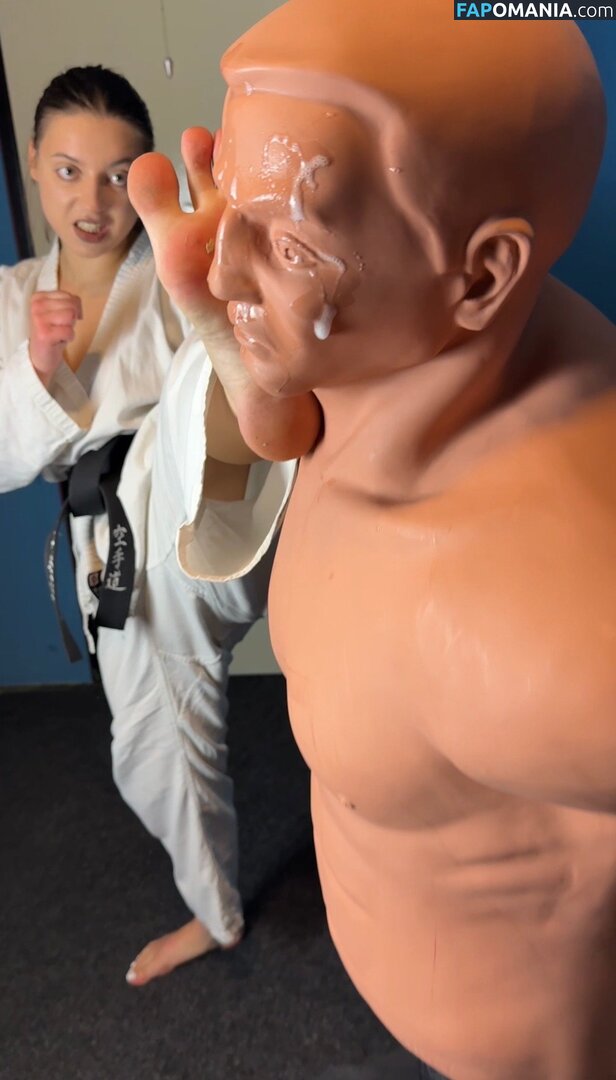 Karate Goddess Nackt OnlyFans  Geleaktes Foto #6