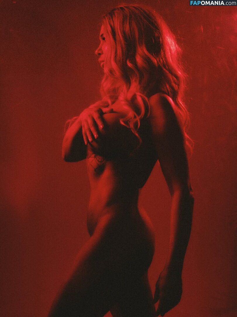 Karina Zvereva / karinazvereva Nackt OnlyFans  Geleaktes Foto #1