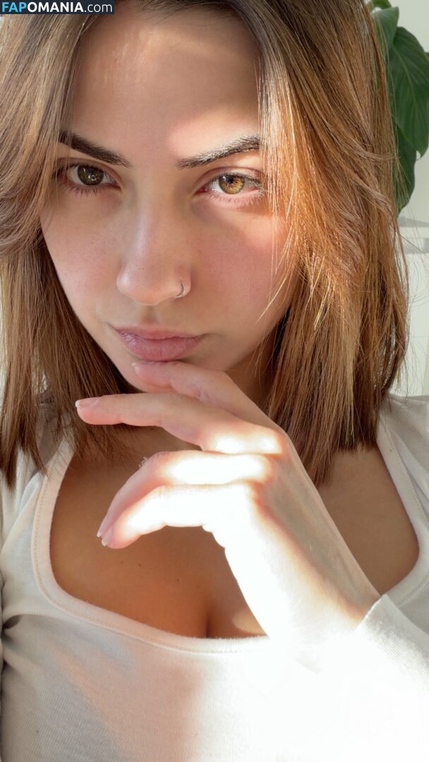 Emanuela Capitano / Kasumi_sen Nackt OnlyFans  Geleaktes Foto #1