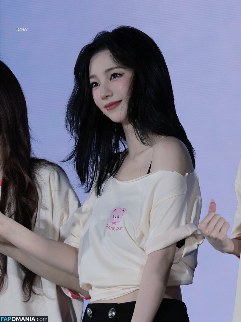 Karina / aespa / karinamasfina / katarinabluu Nackt OnlyFans  Geleaktes Foto #331