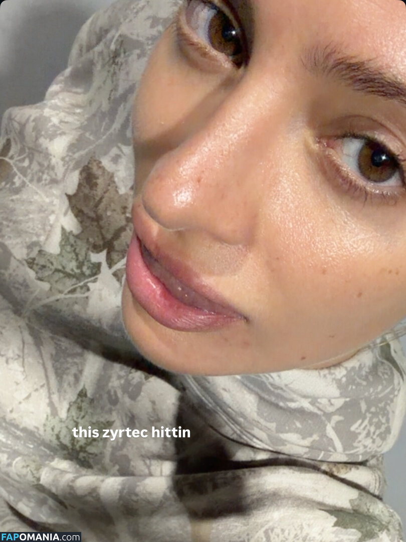 Katie Dillenbeck / katievsaliens Nackt OnlyFans  Geleaktes Foto #8