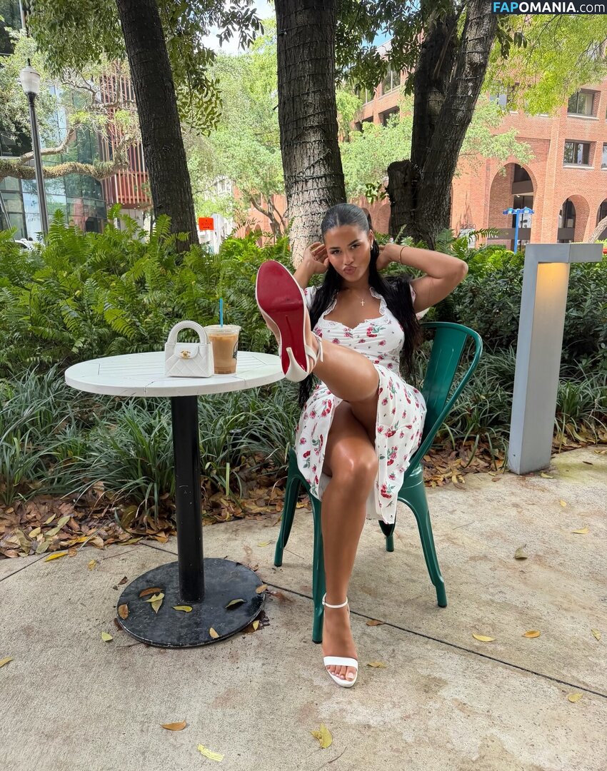 Katya Elise Henry / katyaelisehenry / katyaelisehenrysworld Nackt OnlyFans  Geleaktes Foto #1170