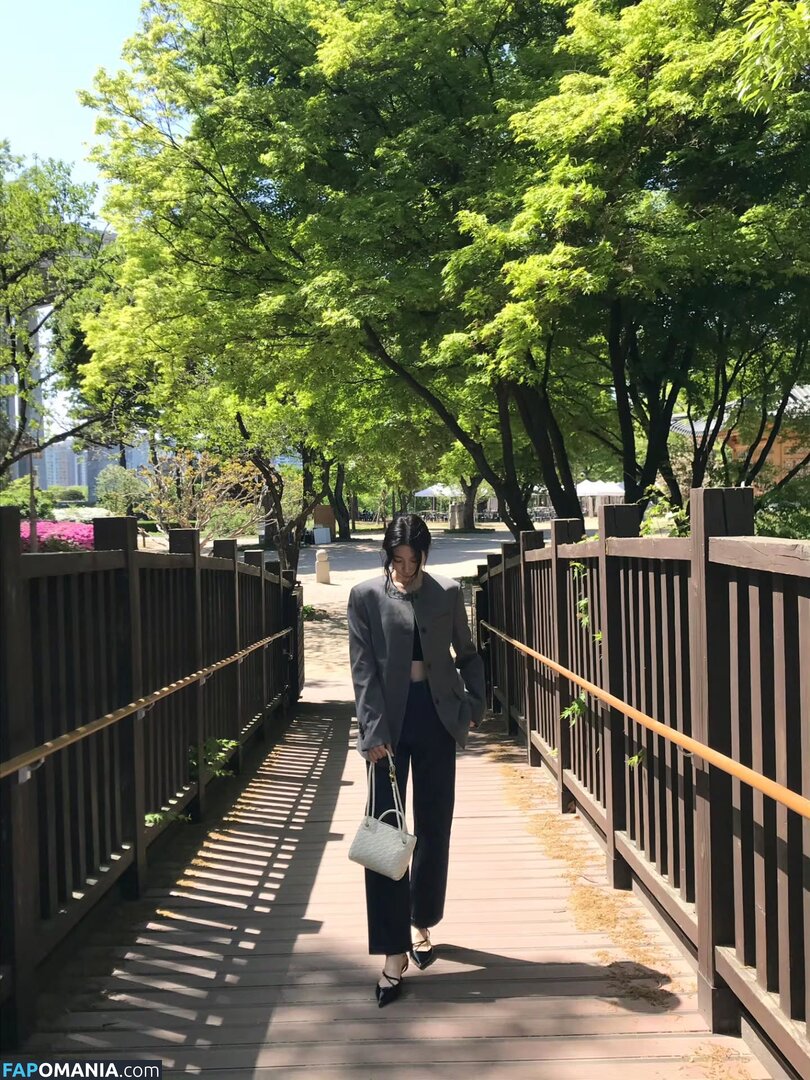 Kazuha Nakamura 中村 一葉 / LESSERAFIM / zuhazana Nackt OnlyFans  Geleaktes Foto #3