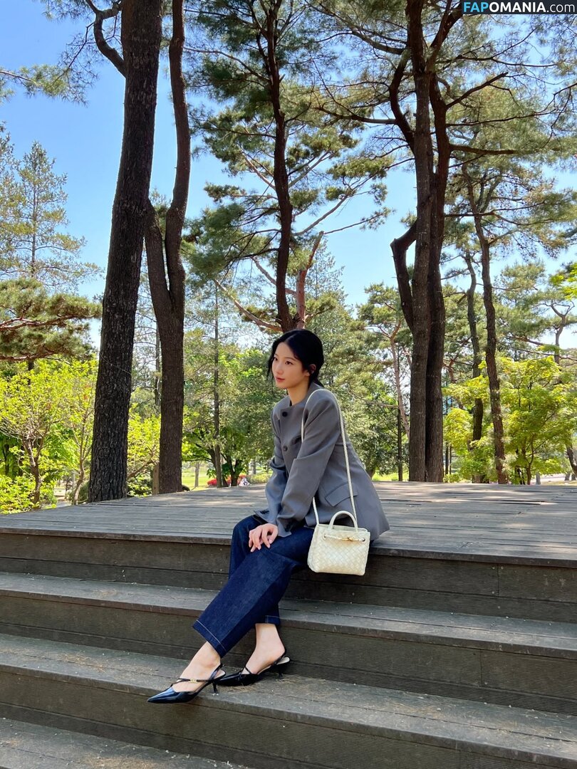 Kazuha Nakamura 中村 一葉 / LESSERAFIM / zuhazana Nackt OnlyFans  Geleaktes Foto #8