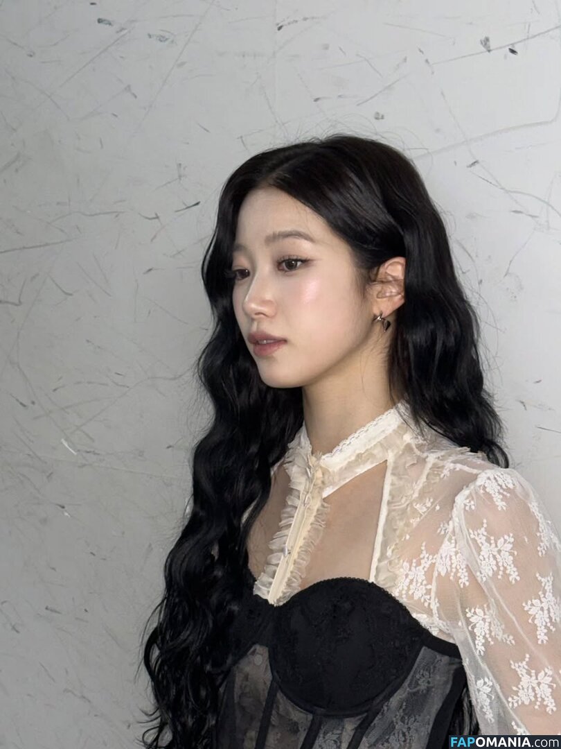 Kazuha Nakamura 中村 一葉 / LESSERAFIM / zuhazana Nackt OnlyFans  Geleaktes Foto #26