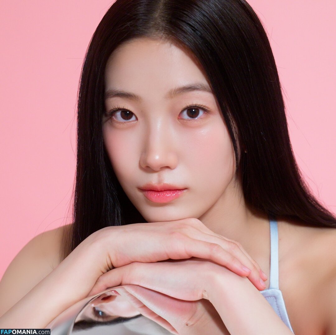 Kazuha Nakamura 中村 一葉 / LESSERAFIM / zuhazana Nackt OnlyFans  Geleaktes Foto #38