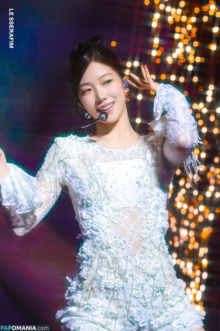 Kazuha Nakamura 中村 一葉 | LESSERAFIM Nackt OnlyFans  Geleaktes Foto #17