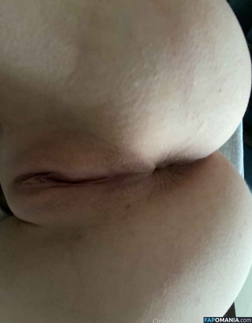 Boobafett / Kenzie Logan / kenzierpg / okenzielogan Nackt OnlyFans  Geleaktes Foto #21