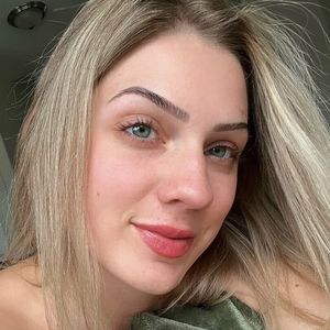 kenziecutie18
