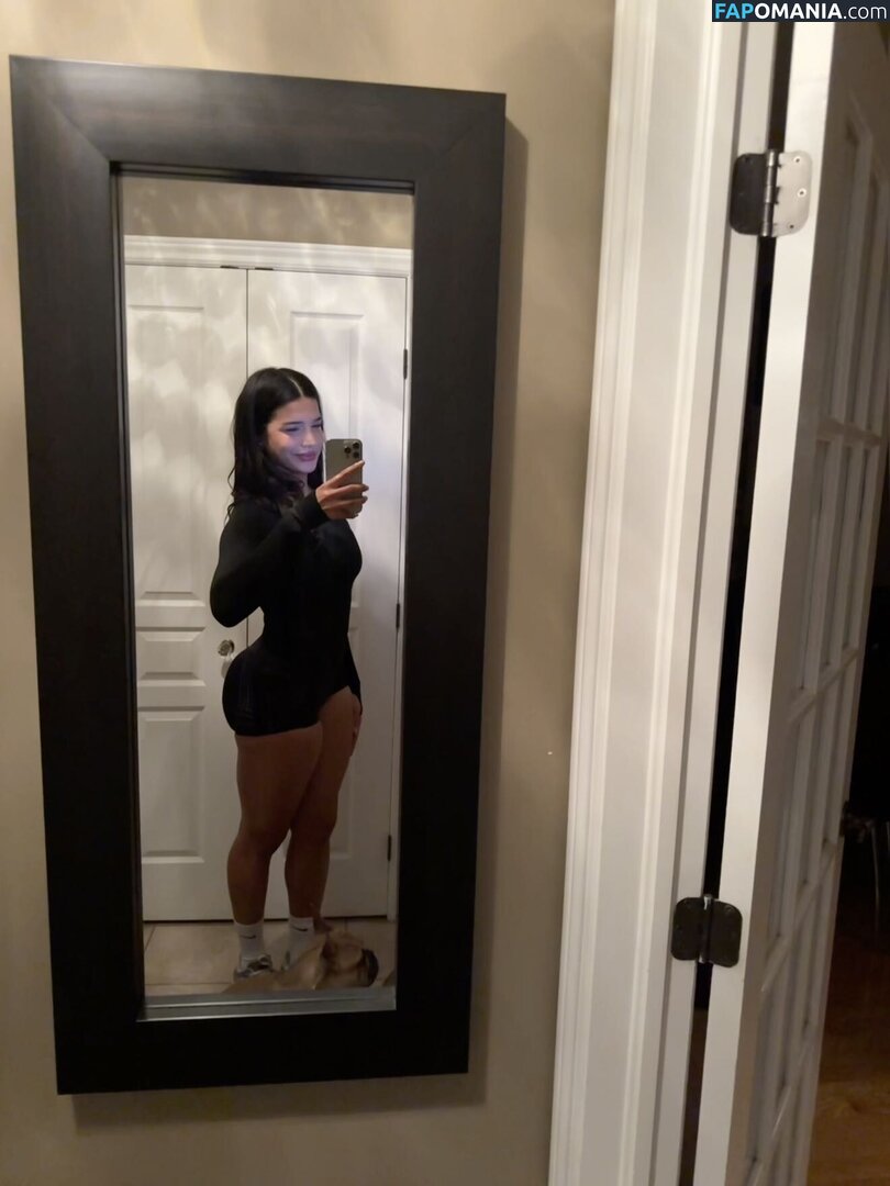Jogadora / Kiana dufour / kianadufour Nackt OnlyFans  Geleaktes Foto #39