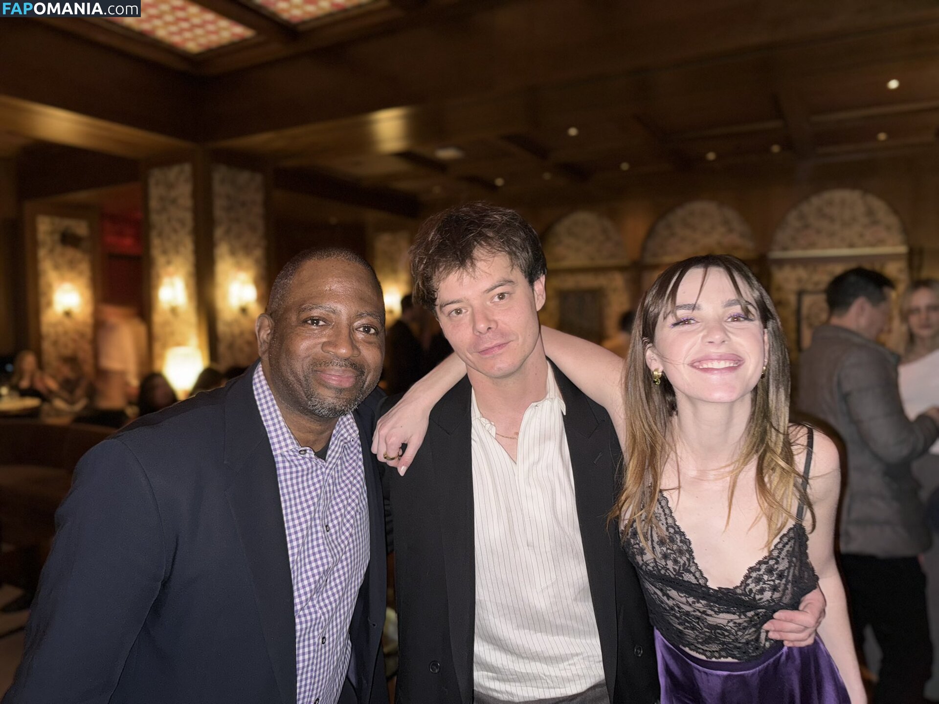 AdventuresSabrina / Kiernan Shipka / kiernanshipka Nackt OnlyFans  Geleaktes Foto #1555