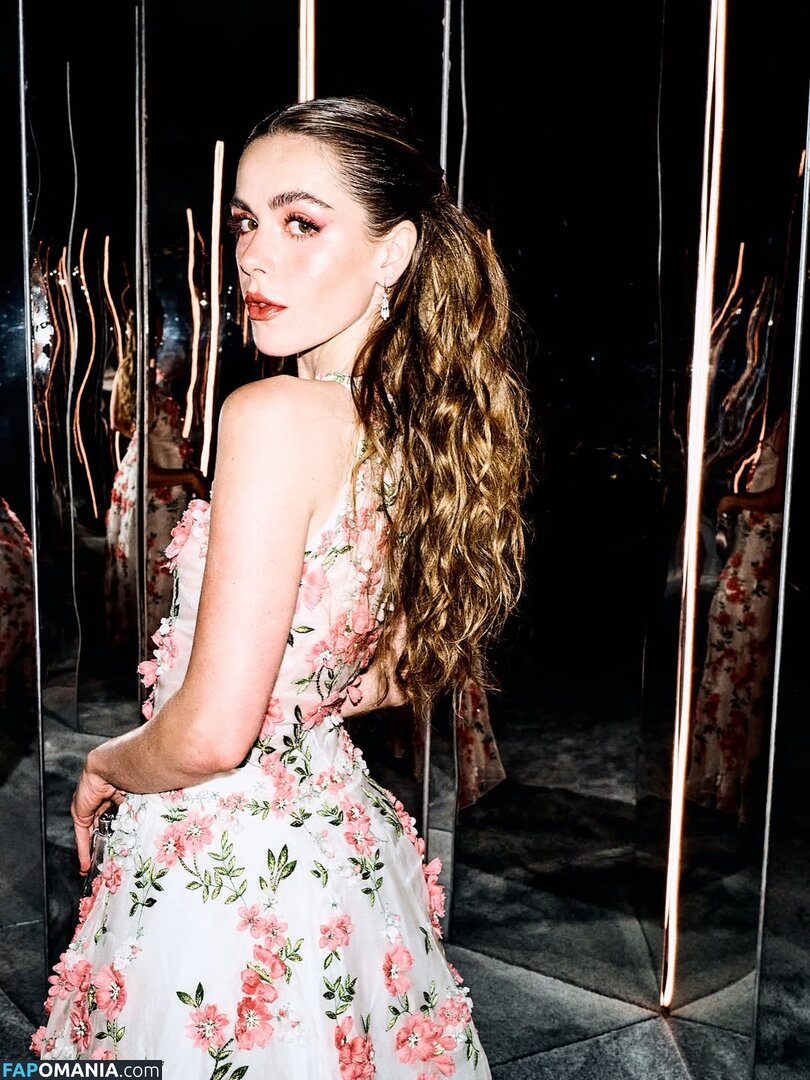 AdventuresSabrina / Kiernan Shipka / kiernanshipka Nackt OnlyFans  Geleaktes Foto #1565