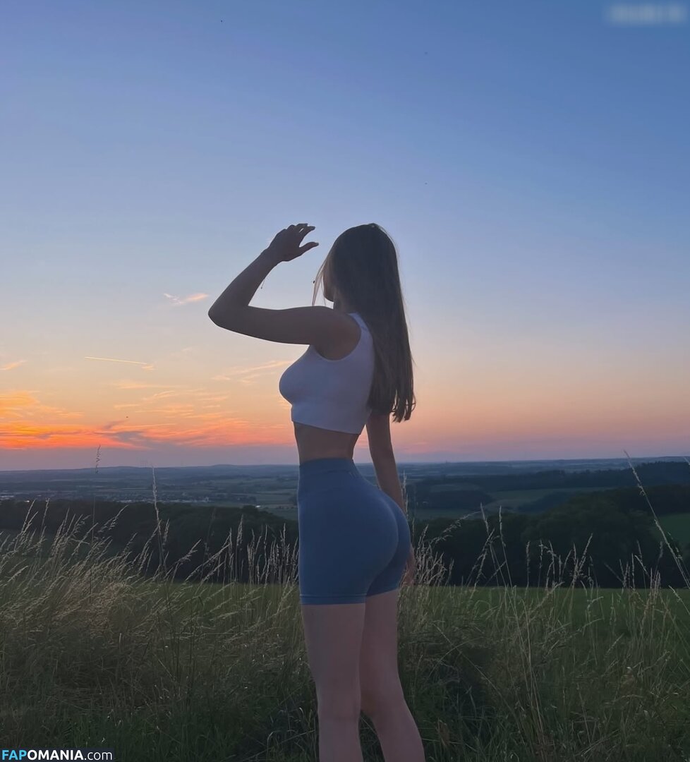 Kim Jule / kim___jule / kim__jule / kimjule / kims__secret Nackt OnlyFans  Geleaktes Foto #36