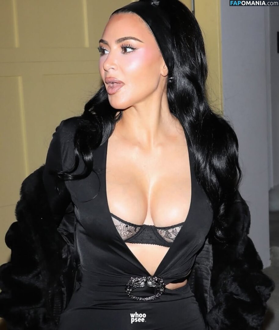 Kim Kardashian / kimkadarshian / kimkardashian Nackt OnlyFans  Geleaktes Foto #62