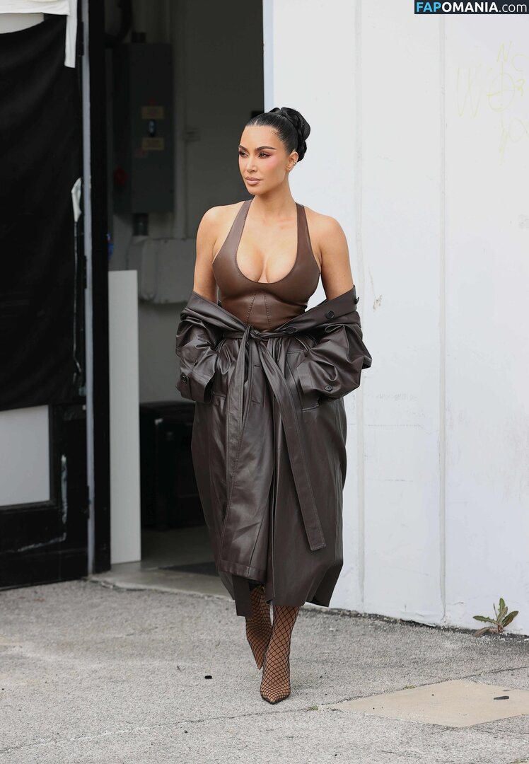 Kim Kardashian / kimkadarshian / kimkardashian Nackt OnlyFans  Geleaktes Foto #148