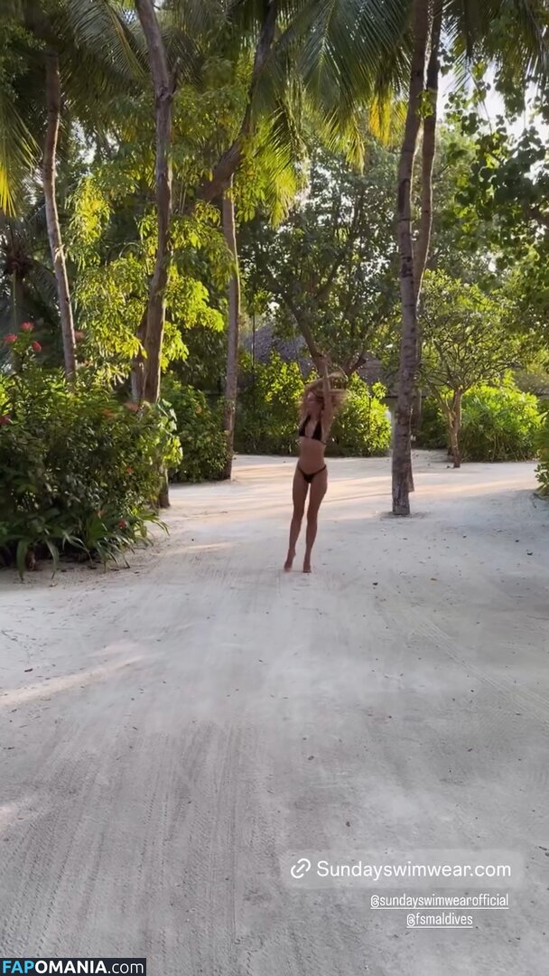 Kimberley Garner / KimberleyLondon / kimberleygarner Nackt OnlyFans  Geleaktes Foto #934