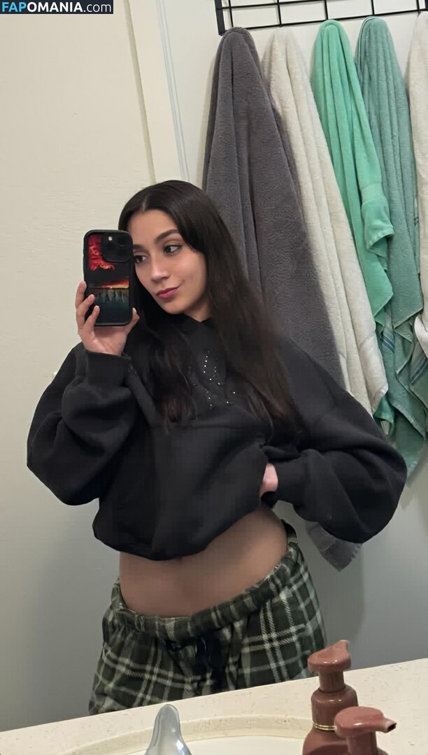 ayowhoischapis / kimbermelendrez Nackt OnlyFans  Geleaktes Foto #7