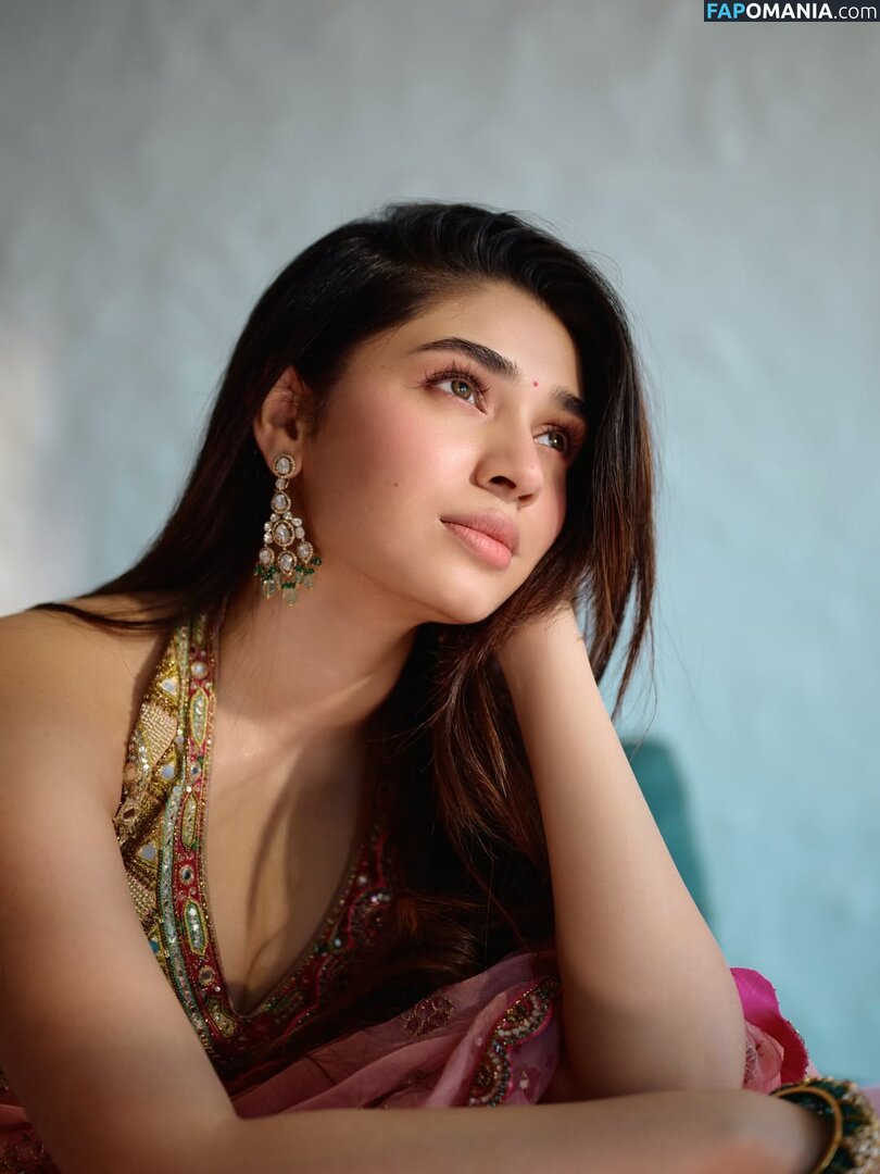 Krithi Shetty Nackt OnlyFans  Geleaktes Foto #14