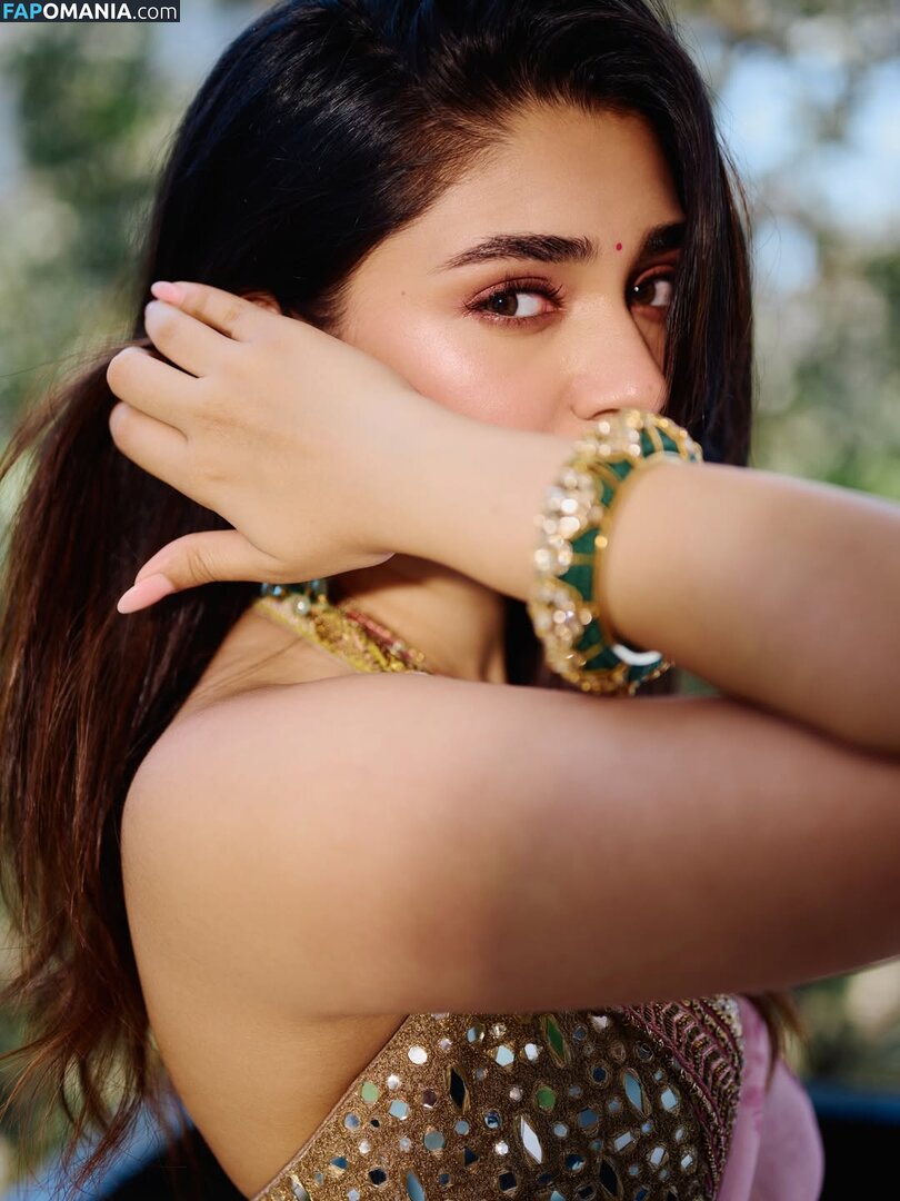 Krithi Shetty Nackt OnlyFans  Geleaktes Foto #17