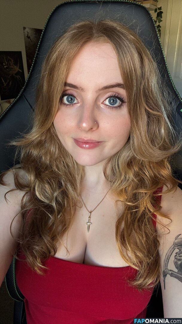 Krystal / Krysttl / Krysttlxd Nackt OnlyFans  Geleaktes Foto #2