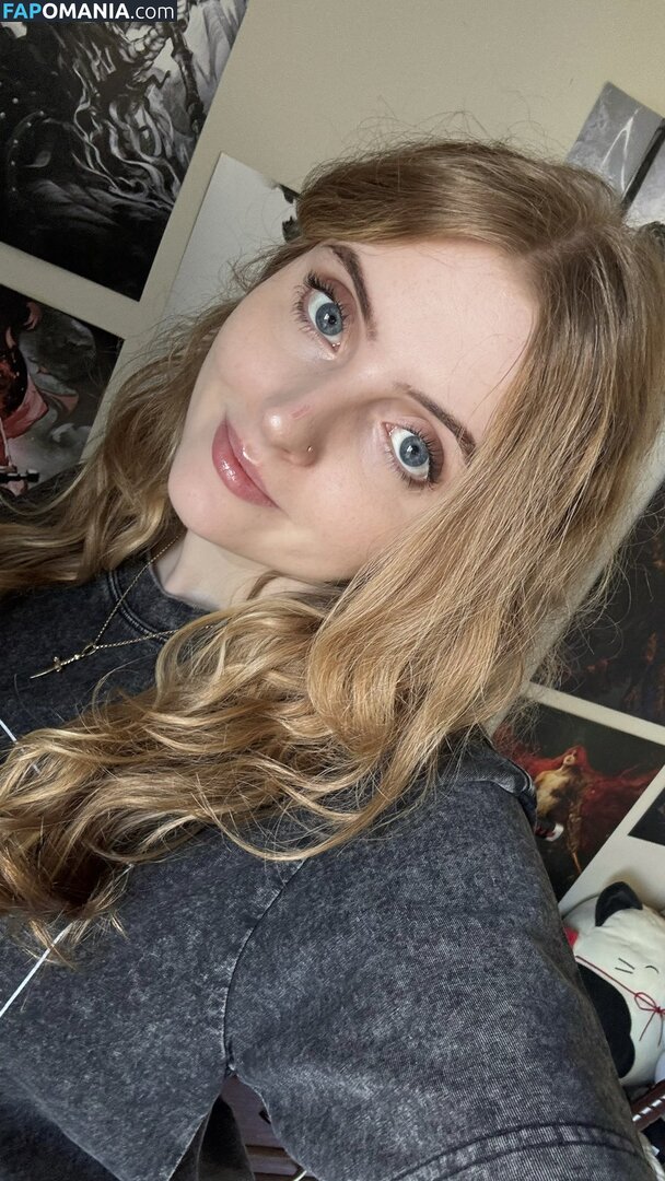 Krystal / Krysttl / Krysttlxd Nackt OnlyFans  Geleaktes Foto #4